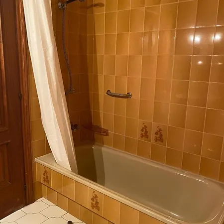 - 3 Bedrooms With Sea Views - 9597